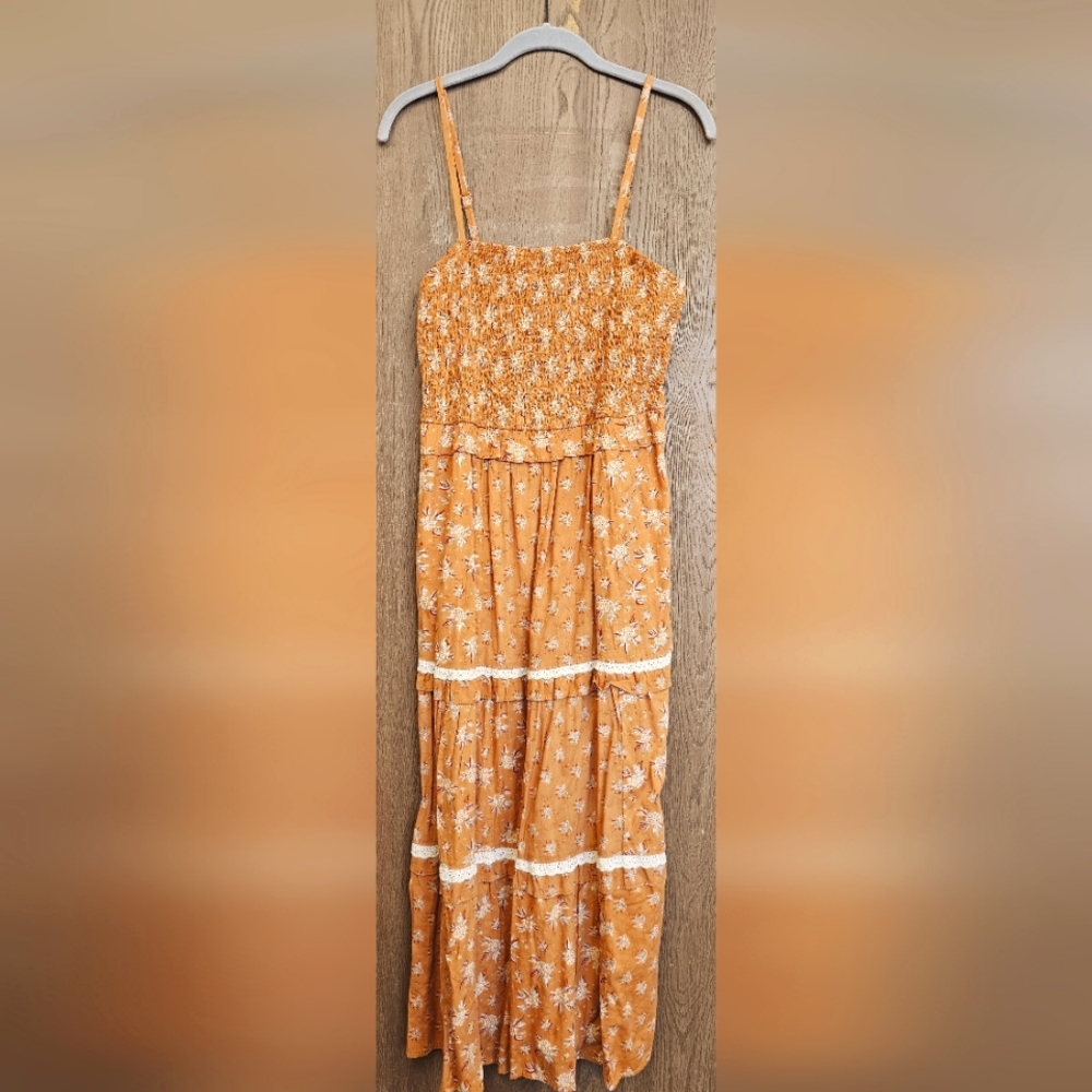 Universal Thread Print Orange dress, Medium